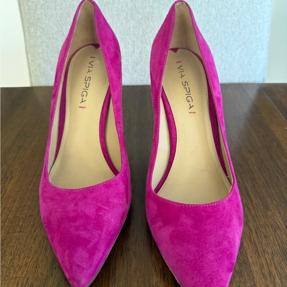 Via Spiga Fuchsia Suede Heels